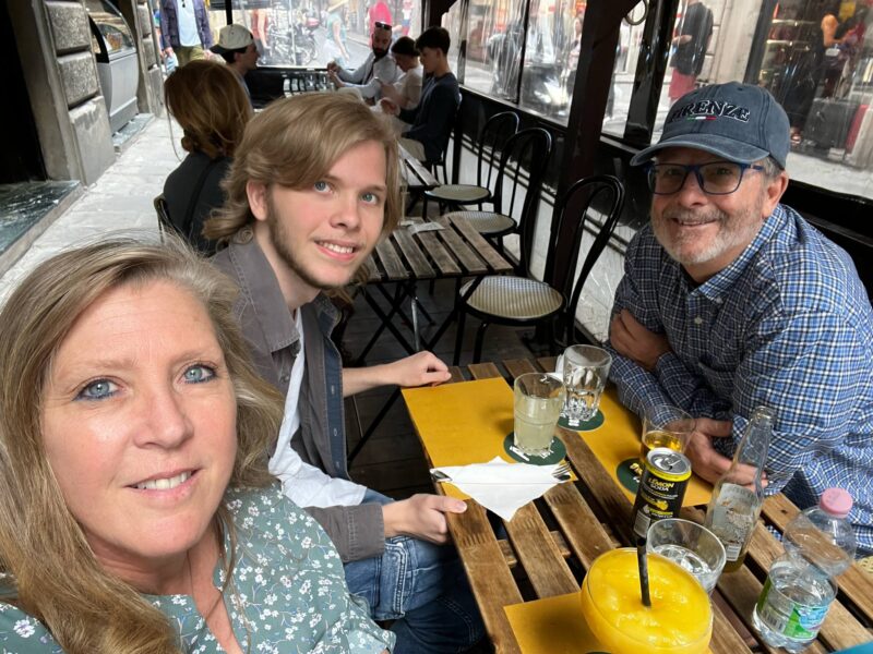 57ef9187-7ad4-4fb8-a3be-439c373760ae